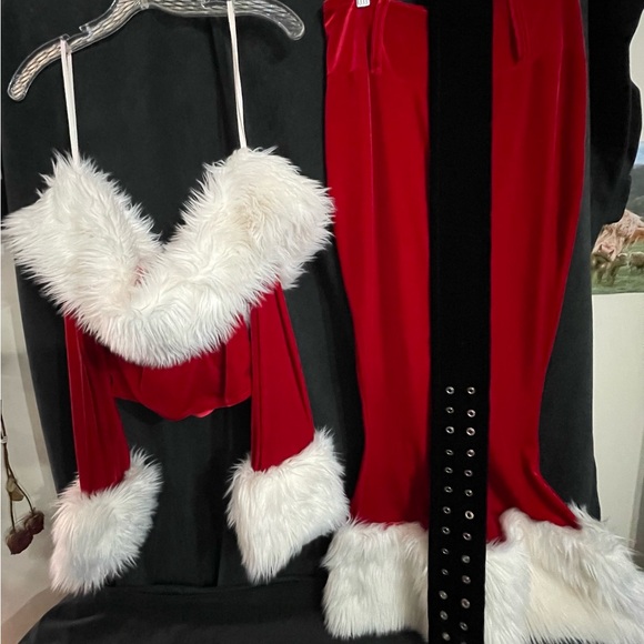 Miss Santa Pin up outfit Naughty IS Nice - Picture 4 of 12